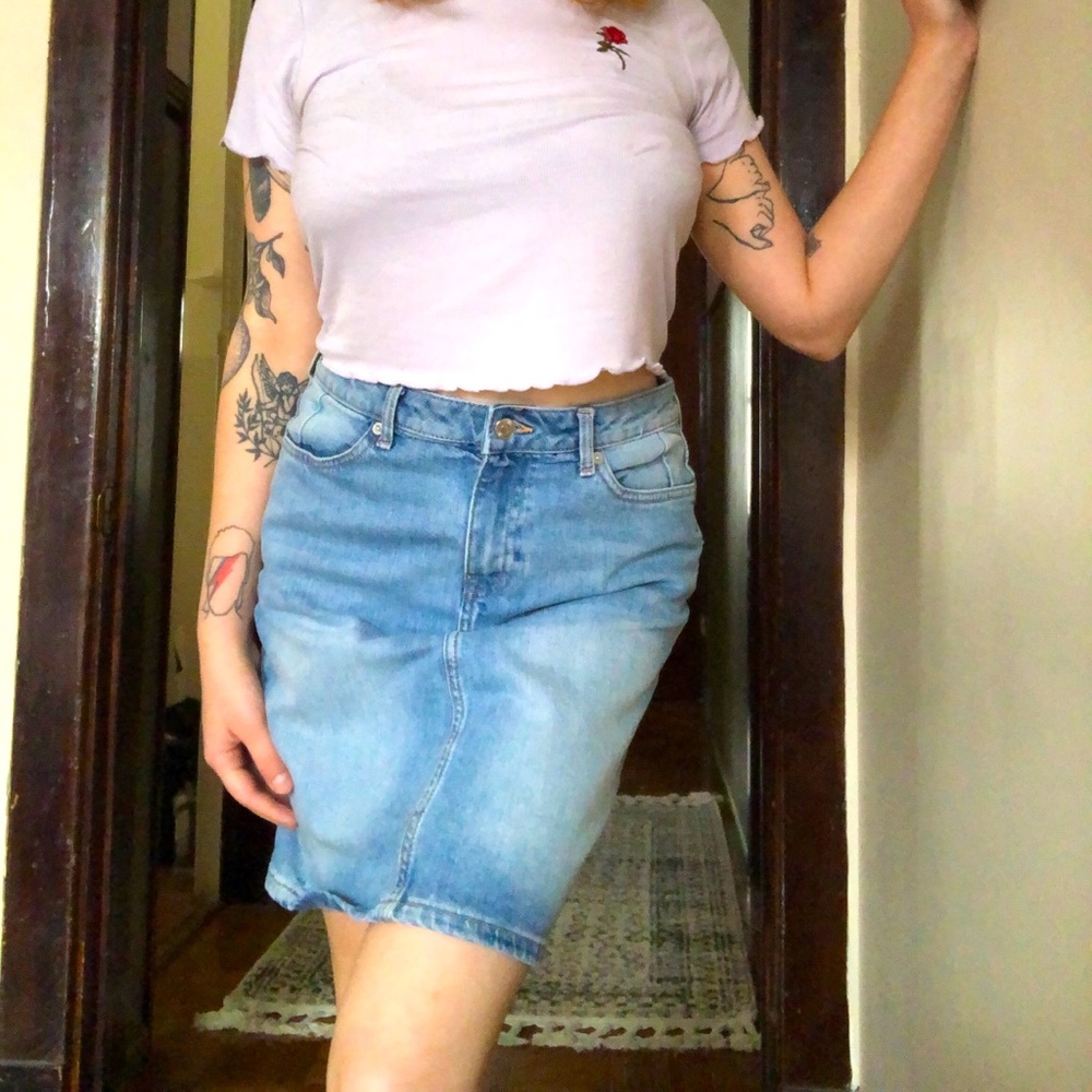 High waisted denim mini skirt